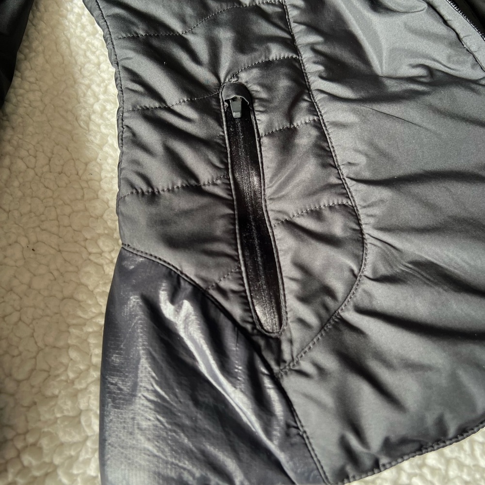 Merrell Black Down Jacket Size Small - image 5